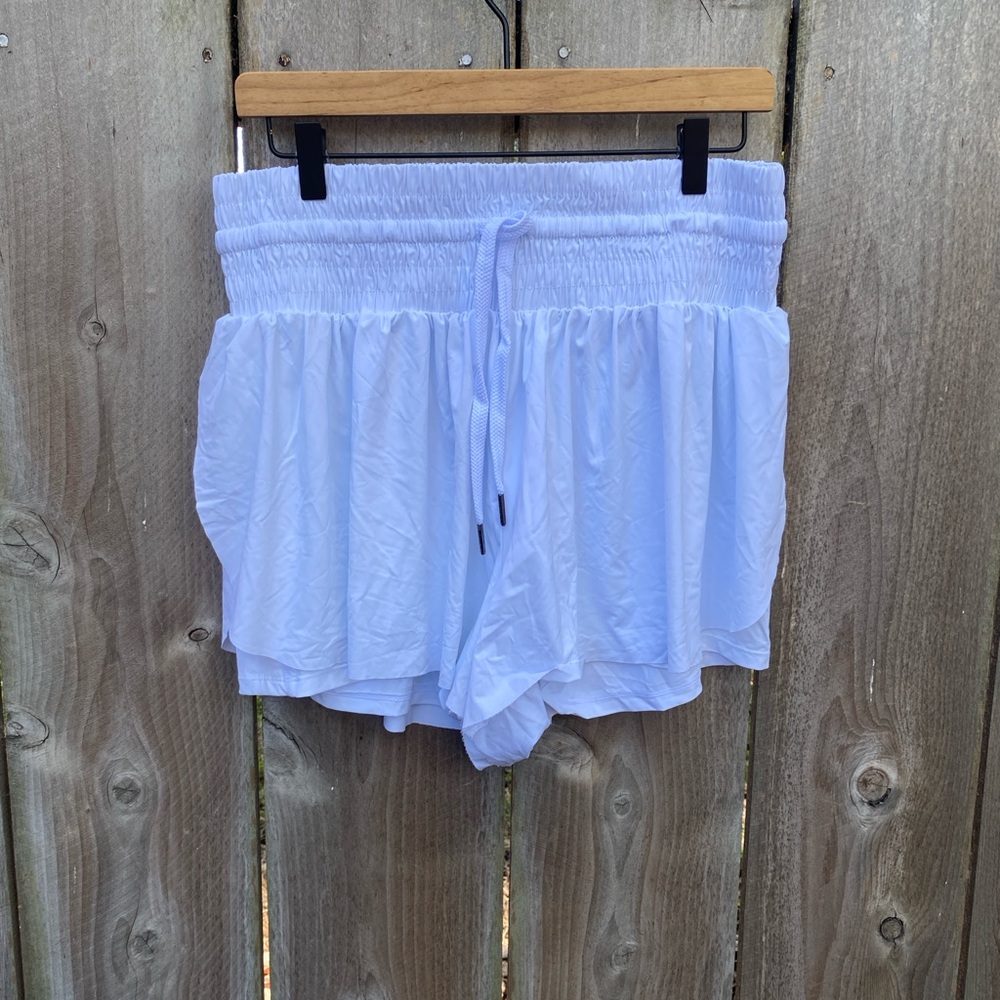 White butterfly flowy  shorts